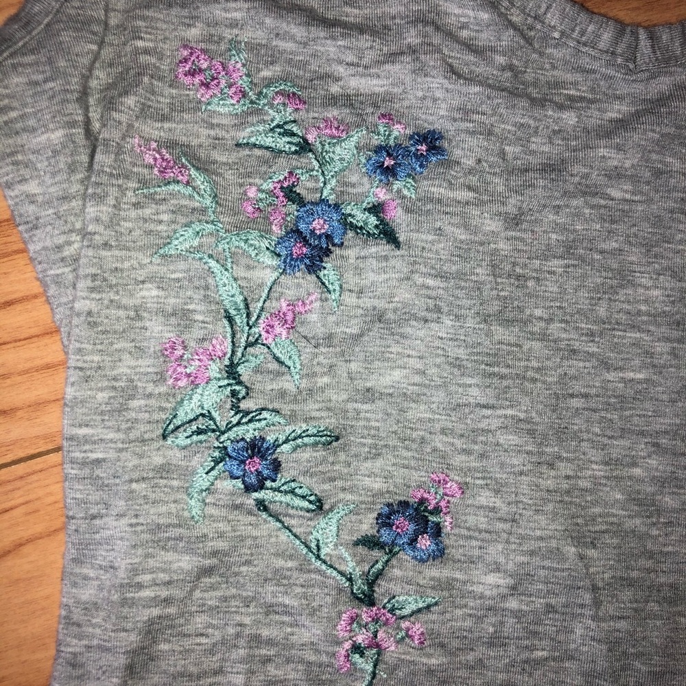 Embroidered One-piece - Picture 2 of 4